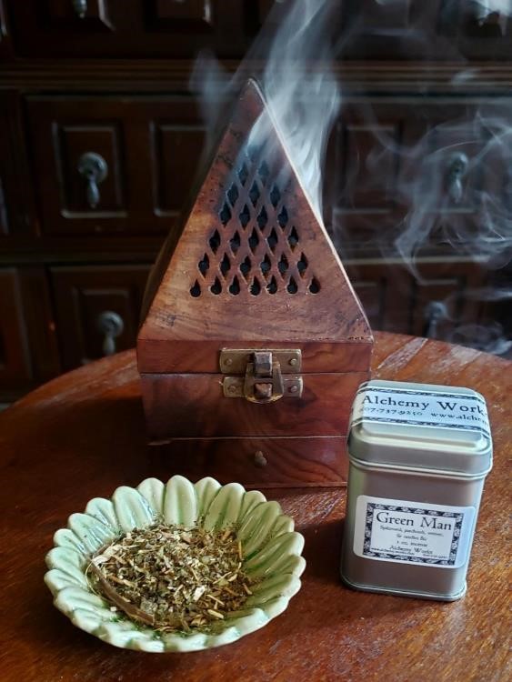 Wooden triangle incense burner with incense bowl and tin